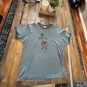 Pre-owned Early 2000s Disney Mickey Mouse Tee. Men’s XXL.